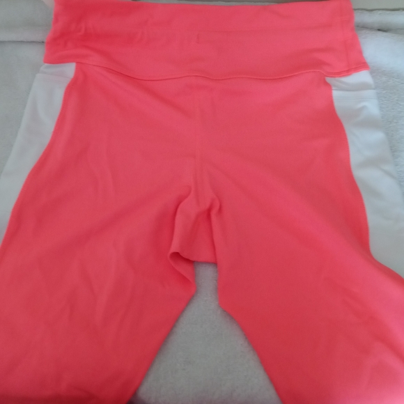 LOVE & SPORTS LEGGINGS!!! NWT!!! SIZE: L 12-14 - Picture 4 of 8